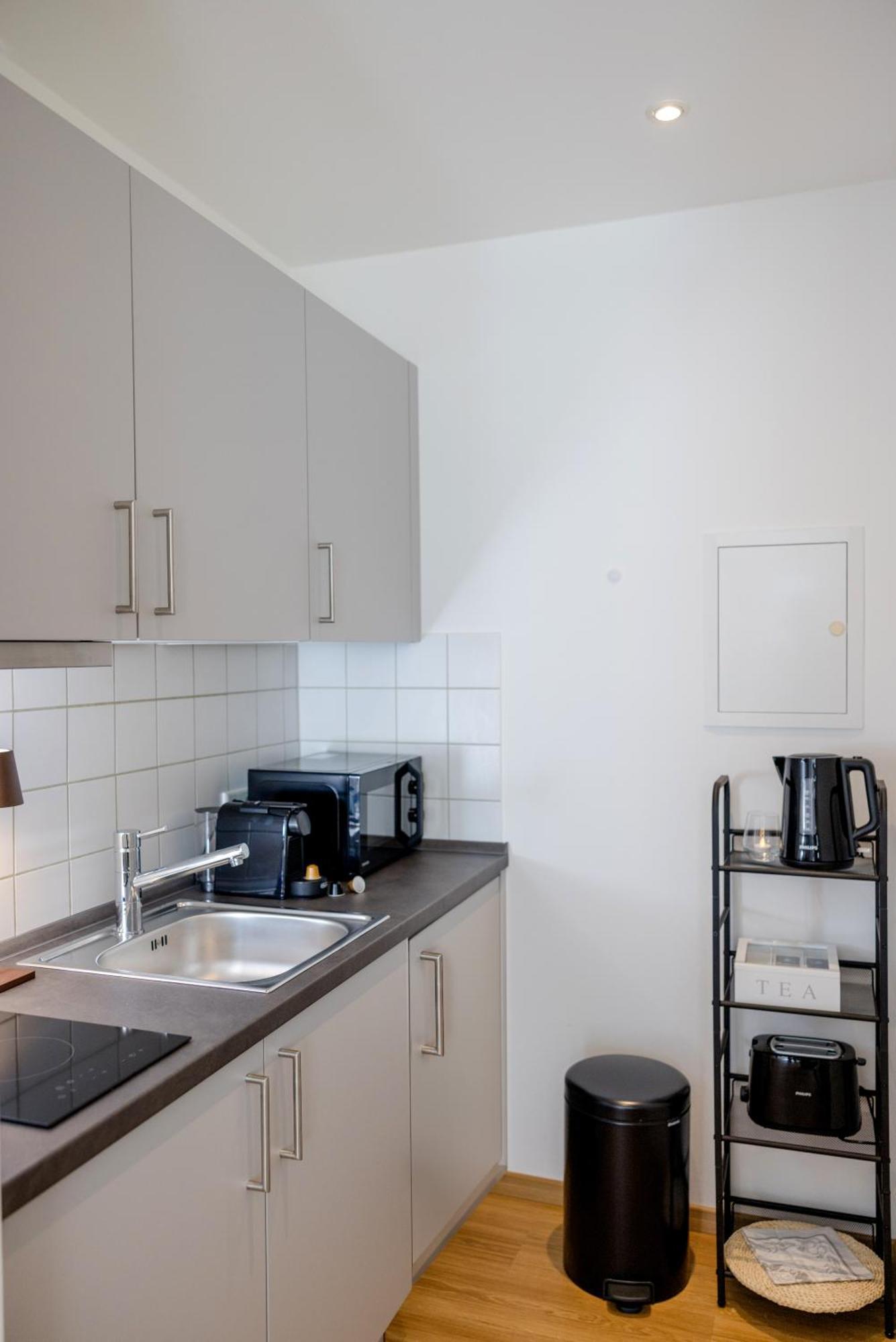 Lumen Homes - Altstadt-Studio Direkt Im Zentrum, Kueche, Netflix, Oeffentlicher Parkplatz Ums Eck Ingolstadt Exteriör bild