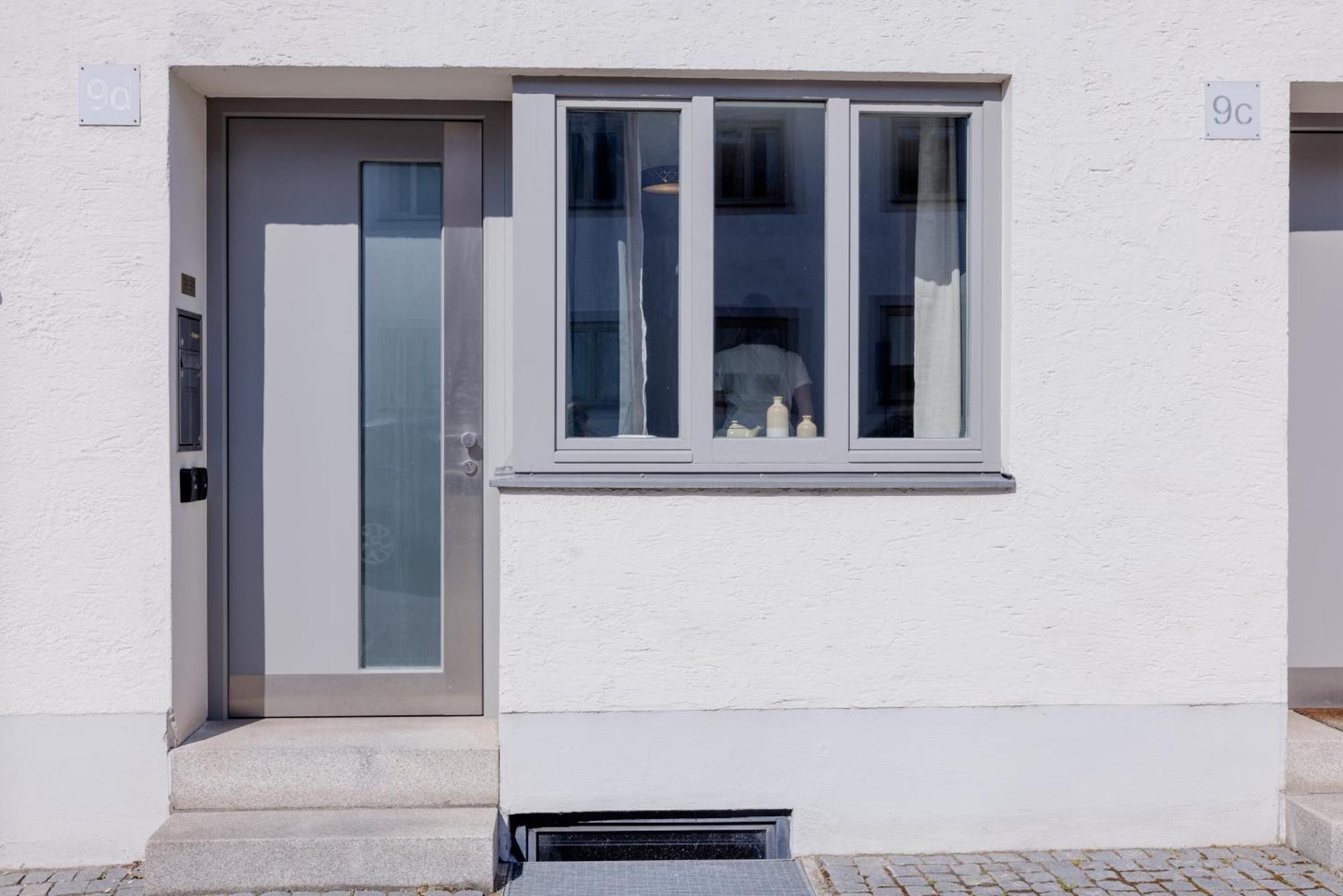 Lumen Homes - Altstadt-Studio Direkt Im Zentrum, Kueche, Netflix, Oeffentlicher Parkplatz Ums Eck Ingolstadt Exteriör bild